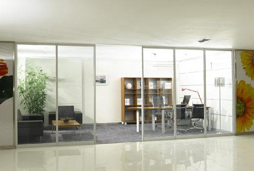 浙江玻璃隔断-卫生间常用的隔断材料