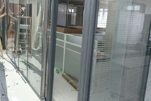 浙江玻璃隔断在安装过程中的注意事项