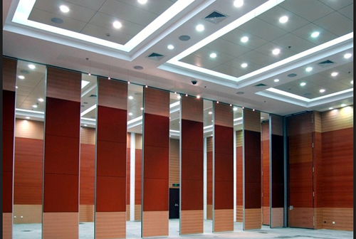 浙江玻璃隔断-生活中使用的移动隔断